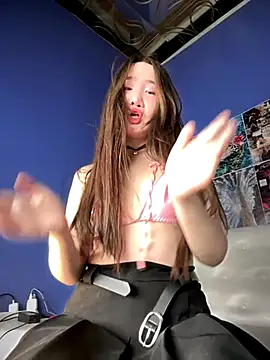 Asianpie  online show from 21, 10, 2025