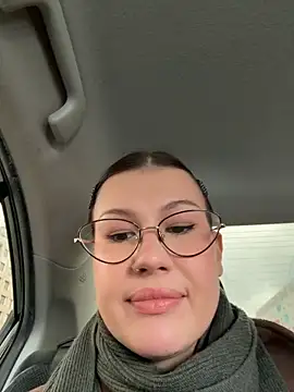 RinaCat online show from 17, 4, 2026