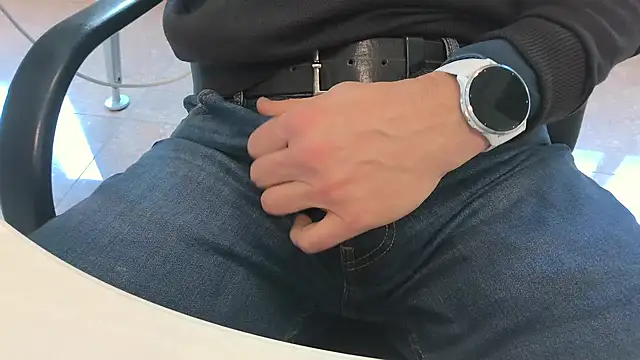 alessandroman2114 online show from 27, 2, 2026