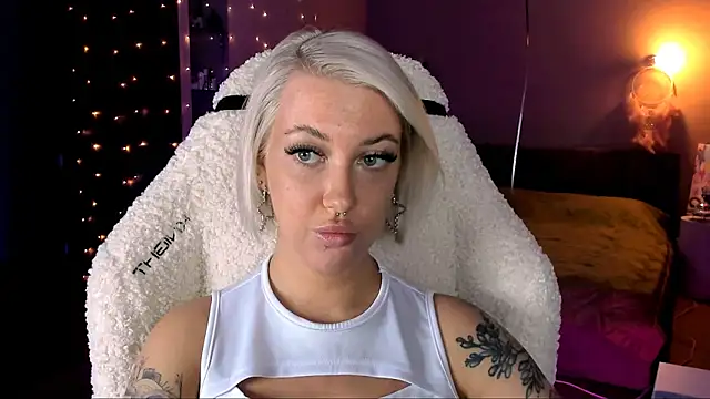 tykioty Miley online show from 6, 12, 2024