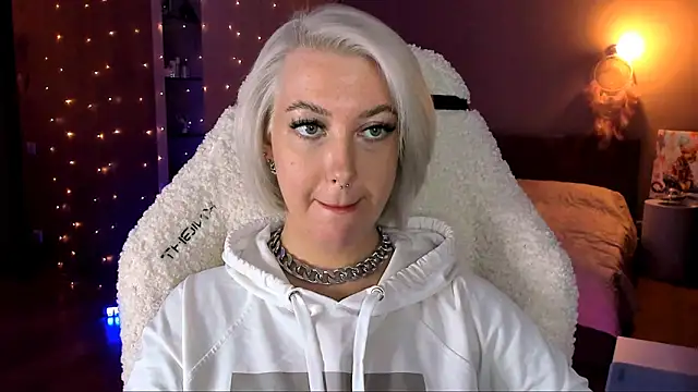 tykioty Miley online show from 26, 1, 2025