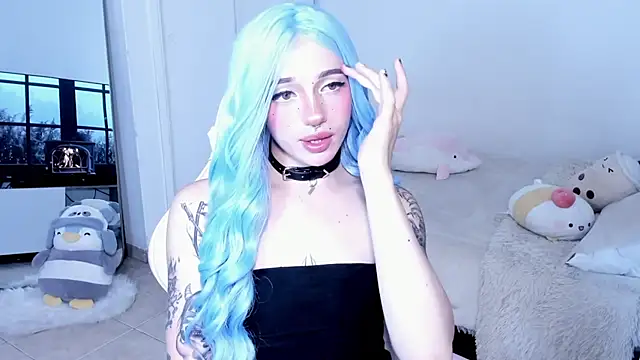 Snapshot of KloeKing__ chatting on 8, 10, 2025 KloeKing   online show from 8, 10, 2025