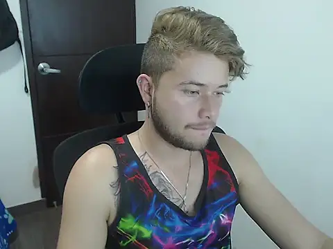 JOHANLEON1 online show from 24, 10, 2025