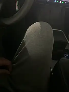 Snapshot of AreiasTuga chatting on 13, 11, 2025 AreiasTuga online show from 13, 11, 2025