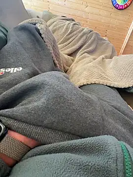 Snapshot of AreiasTuga chatting on 7, 4, 2026 AreiasTuga online show from 7, 4, 2026