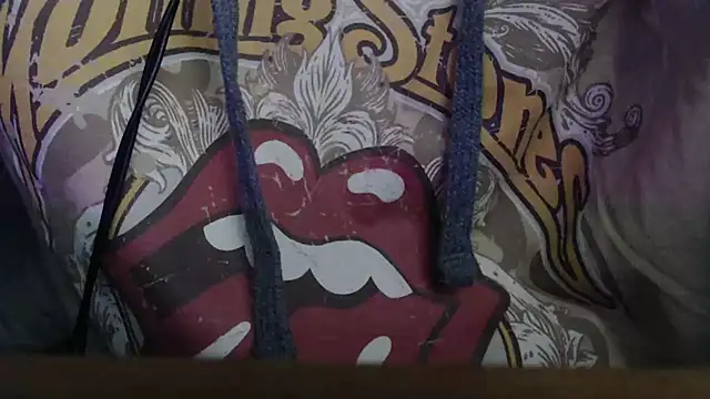 Snapshot of SweetPaddy chatting on 25, 12, 2024 SweetPaddy online show from 25, 12, 2024