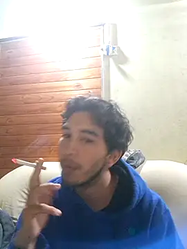 Snapshot of X_xtomas_x chatting on 11, 10, 2025 X xtomas x online show from 11, 10, 2025