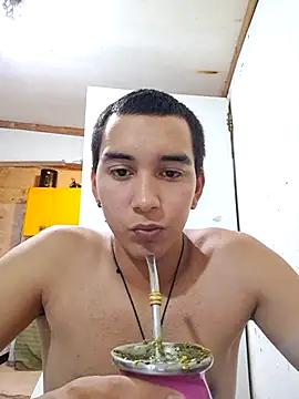 Snapshot of X_xtomas_x chatting on 18, 12, 2025 X xtomas x online show from 18, 12, 2025