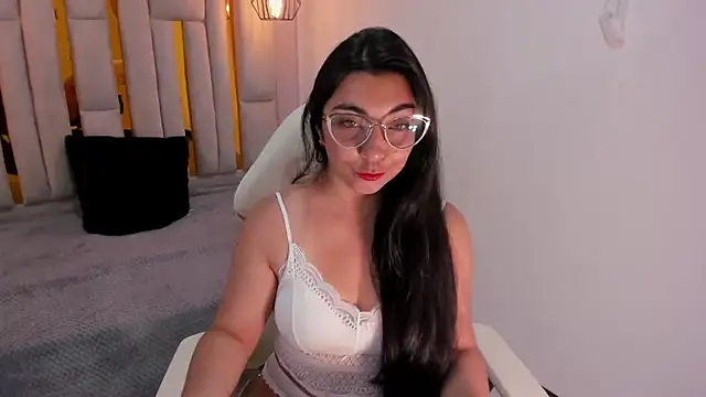 Snapshot of Karla_hernandez_ chatting on 1, 2, 2025 Karla hernandez online show from 1, 2, 2025