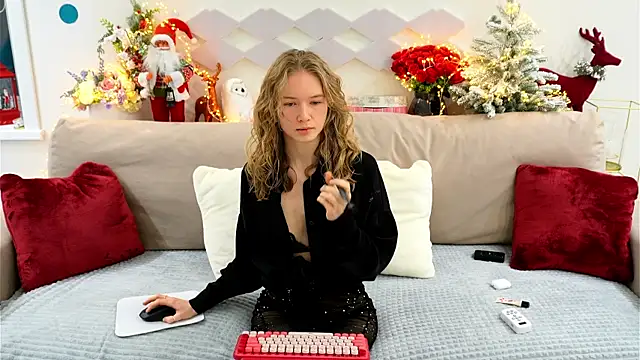 Alexandra Demore online show from 4, 1, 2025