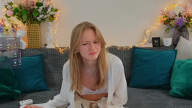 Alexandra Demore online show from 17, 2, 2025