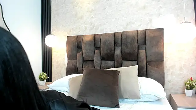 keyla  ross online show from 19, 2, 2025