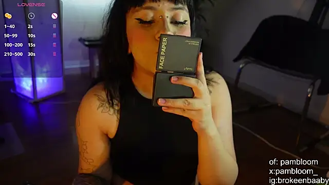 Snapshot of droolingdollfacee chatting on 20, 9, 2025 droolingdollfacee online show from 20, 9, 2025