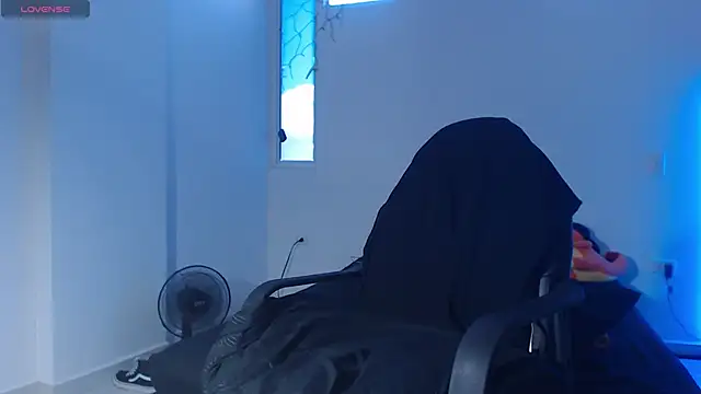 Snapshot of paulo_allen chatting on 24, 10, 2025 paulo allen online show from 24, 10, 2025