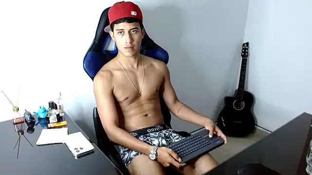 Snapshot of Juan_da01 chatting on 12, 1, 2025 Juan da01 online show from 12, 1, 2025