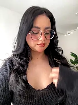 Snapshot of montmariana chatting on 12, 9, 2025 montmariana online show from 12, 9, 2025