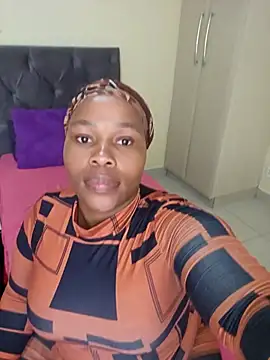 curvycloe1 online show from 16, 2, 2025