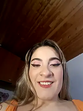 Snapshot of Rouse_A01 chatting on 19, 12, 2025 Rouse A01 online show from 19, 12, 2025