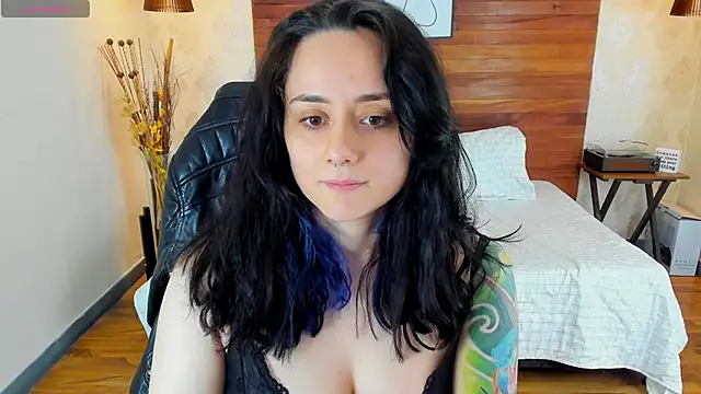 KatherineBond online show from 16, 2, 2025