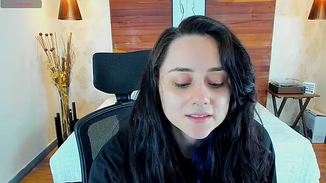 KatherineBond online show from 18, 2, 2025