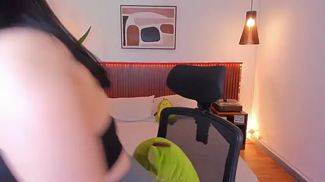 KatherineBond online show from 12, 9, 2025