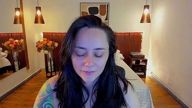 KatherineBond online show from 16, 6, 2026