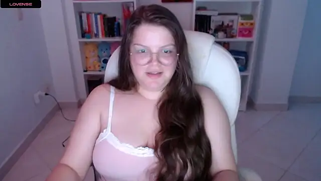 Snapshot of Gabiwaifu chatting on 9, 2, 2025 Gabiwaifu online show from 9, 2, 2025