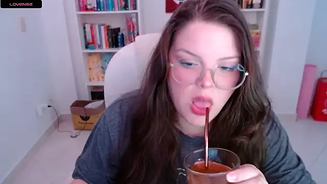 Snapshot of Gabiwaifu chatting on 2, 3, 2025 Gabiwaifu online show from 2, 3, 2025