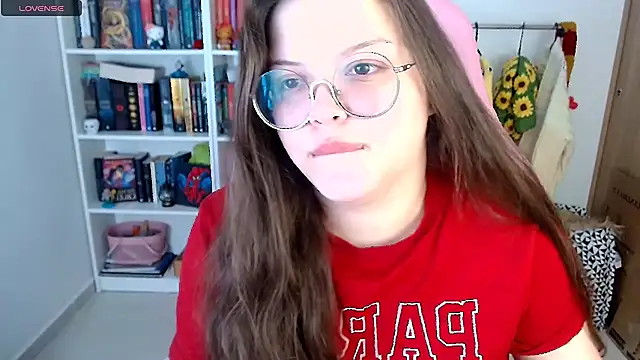 Snapshot of Gabiwaifu chatting on 16, 11, 2025 Gabiwaifu online show from 16, 11, 2025