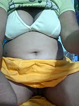 Snapshot of Priya_Bong chatting on 23, 7, 2026 Priya Bong online show from 23, 7, 2026
