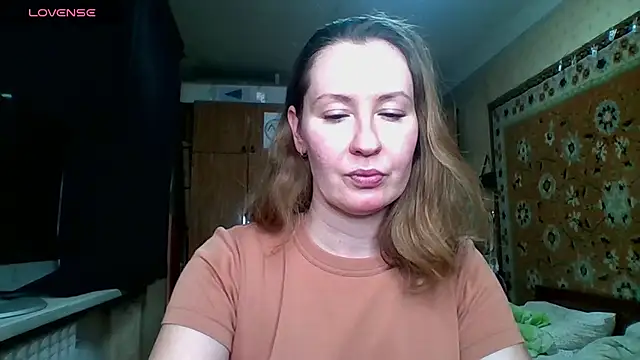 AnnaXLovers online show from 4, 2, 2025