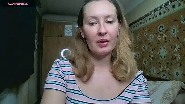 AnnaXLovers online show from 20, 11, 2025