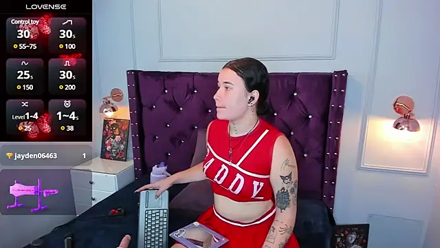 Snapshot of Danee_19_ chatting on 4, 1, 2025 Danee 19 online show from 4, 1, 2025