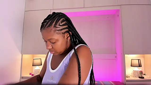 Snapshot of tamaraa_smiith chatting on 30, 1, 2025 tamaraa smiith online show from 30, 1, 2025