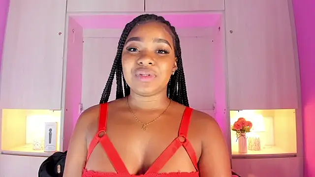 Snapshot of tamaraa_smiith chatting on 27, 2, 2025 tamaraa smiith online show from 27, 2, 2025