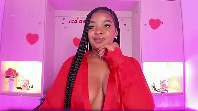 Snapshot of tamaraa_smiith chatting on 5, 3, 2025 tamaraa smiith online show from 5, 3, 2025