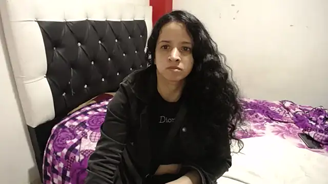 Snapshot of Katty_Bones chatting on 13, 3, 2025 Katty Bones online show from 13, 3, 2025