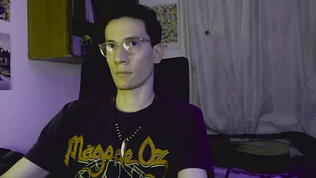 Snapshot of stikmanman chatting on 13, 11, 2025 stikmanman online show from 13, 11, 2025