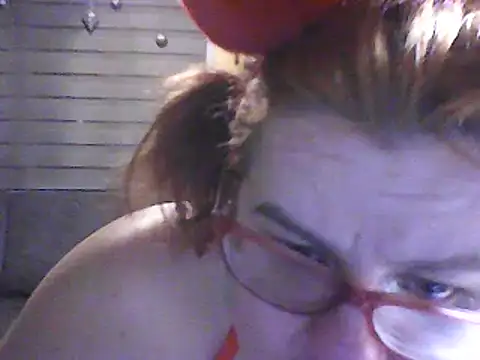 Snapshot of Sweetexibition chatting on 8, 2, 2025 Sweetexibition online show from 8, 2, 2025