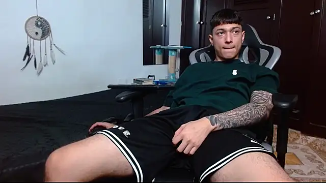 aaron blug online show from 1, 2, 2025