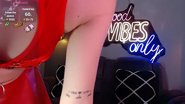 Snapshot of LOLIITA__LOVE chatting on 6, 3, 2025 LOLIITA LOVE online show from 6, 3, 2025