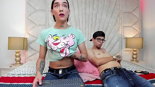 Derek and Skarlet online show from 28, 2, 2025