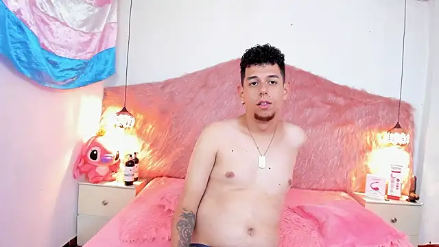 Derek and Skarlet online show from 11, 3, 2026