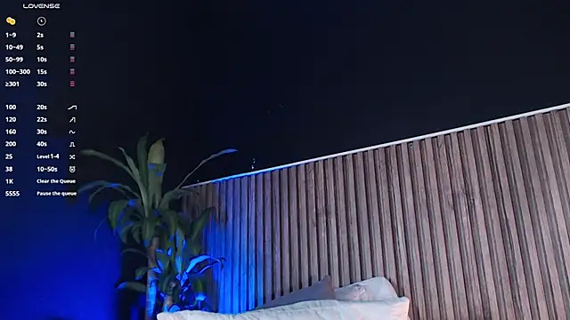 DilanJonnes  online show from 12, 1, 2025