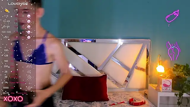 Snapshot of dominic_thailor chatting on 15, 1, 2025 dominic thailor online show from 15, 1, 2025