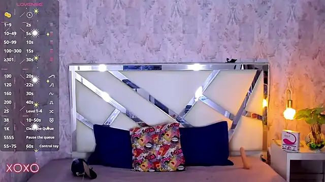 Snapshot of dominic_thailor chatting on 4, 11, 2025 dominic thailor online show from 4, 11, 2025