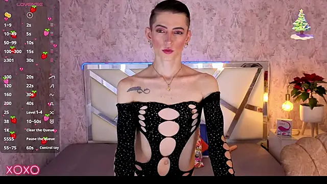 Snapshot of dominic_thailor chatting on 26, 11, 2025 dominic thailor online show from 26, 11, 2025