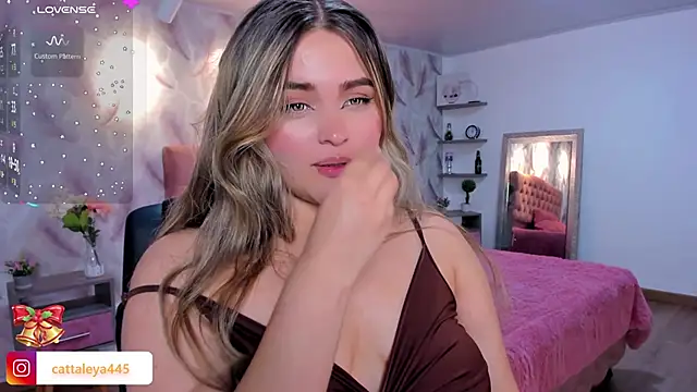 Snapshot of cattaleya___ chatting on 19, 11, 2025 cattaleya online show from 19, 11, 2025