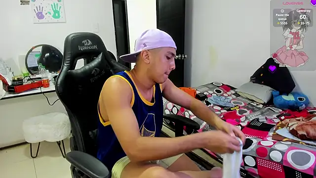 Snapshot of Max_kony chatting on 10, 3, 2025 Max kony online show from 10, 3, 2025