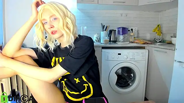  Alice Kitty online show from 19, 12, 2024